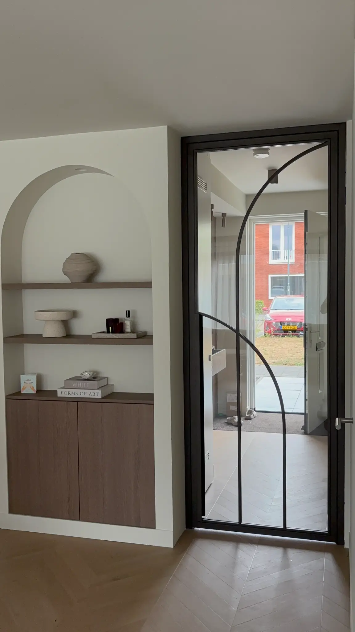 Stalen scharnierdeur in Dark Bronze met helder glas in Oosterhout — projectfoto 3