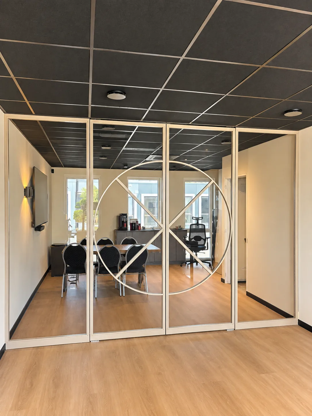 Dubbele Taatsdeur Eigen Ontwerp met Twee Zijpanelen in Tilburg, Quartz 2 met Helder glas